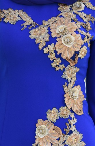 فستان سهرة يتميز بتفاصيل من الدانتيل 0014-03 لون ازرق 0014-03