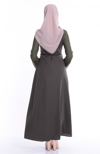 فستان لون كاكي  بأكمام من الدانتيل 6585-05