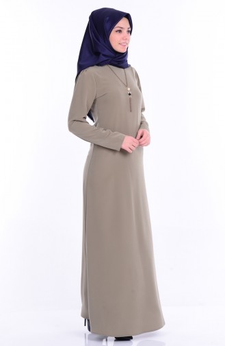 Robe Crêpe avec Collier 4023-14 Vert Khaki Clair 4023-14