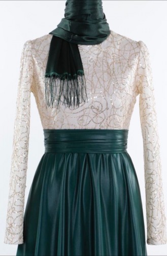 فستان سهرة مُزين بتفاصيل مُطرزة 1043-08لون أخضر داكن 1043-08