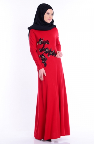 فستان يتميز بتفاصيل من الدانتيل 0026-01 لون احمر 0026-01