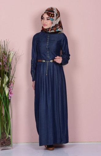فستان جينز بتفاصيل مُطرزة 9172-01 لون ازرق داكن 9172-01