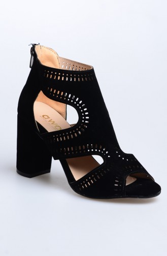 Black High-Heel Shoes 50024-02