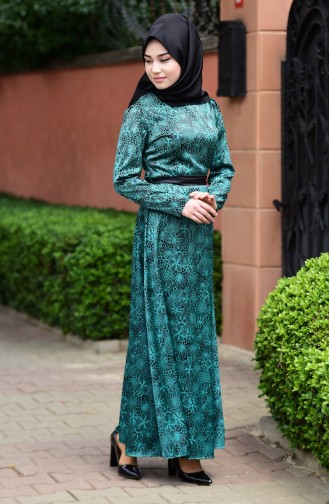 Sefamerve Satin Emprime Kleid mit Grütel 3947-03 Smaragdgrün 3947-03