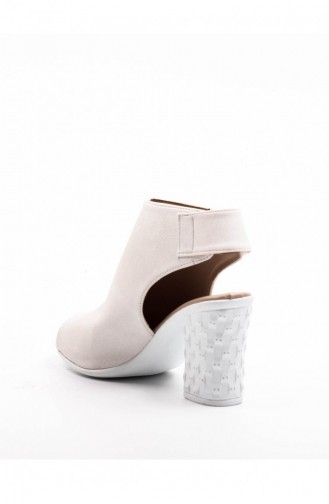White Casual Shoes 6A16470BYJ