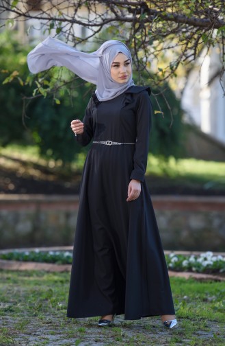 فستان بتصميم سادة وتفاصيل من الكشكش  7546-04