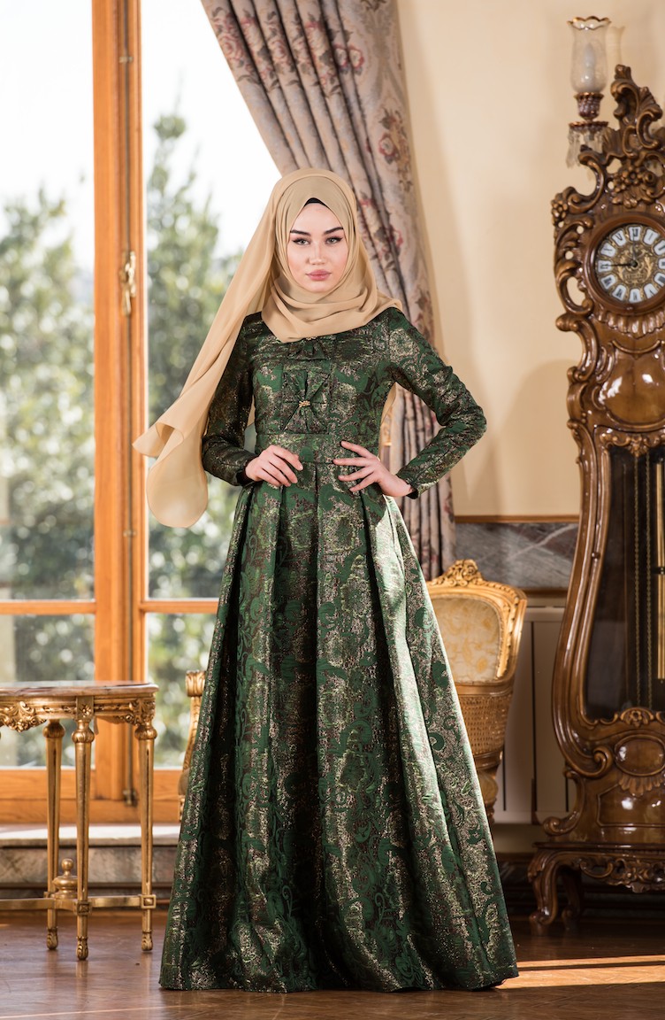 Gold dress outlet with hijab