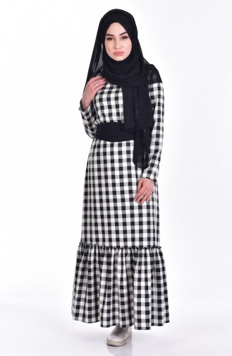 Kariertes Kleid mit Gürtel 3010-02 Schwarz Weiß 3010-02