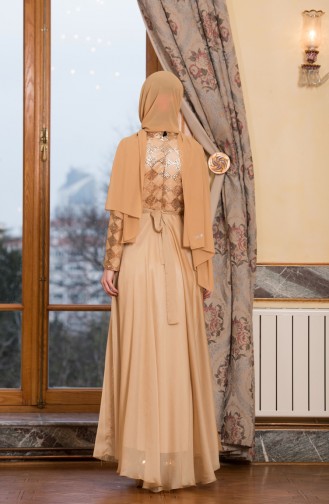 فستان شيفون يتميز بتفاصيل من الدانتيل والترتر الامع  7944-01