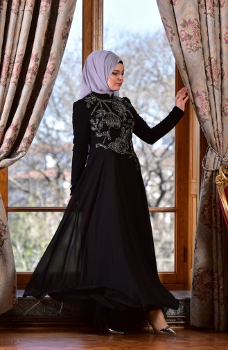 Robe de Soirée Brodée de Perles 8013-01 Noir 8013-01