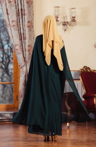 فستان يتميز بتصميم مُطرز بأحجار لامعة مميزة  52617-03