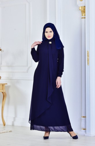 Robe de Soirée avec Broche Col Officier 8565-01 Bleu Marine 8565-01