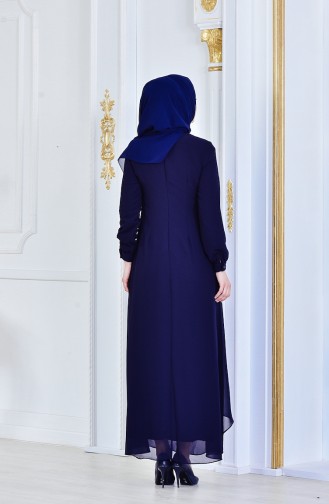 Robe de Soirée avec Broche Col Officier 8565-01 Bleu Marine 8565-01