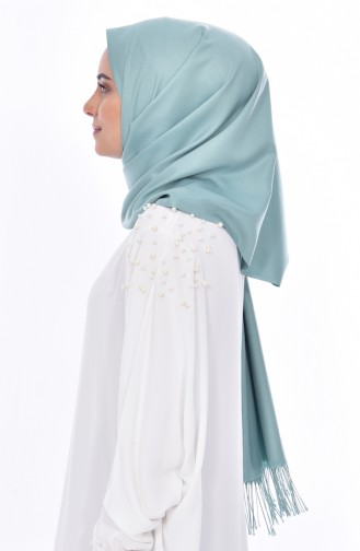 Green Shawl 01