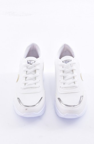 حذاء رياضي نسائي 0755-05 لون أبيض وبلاتين 0755-05