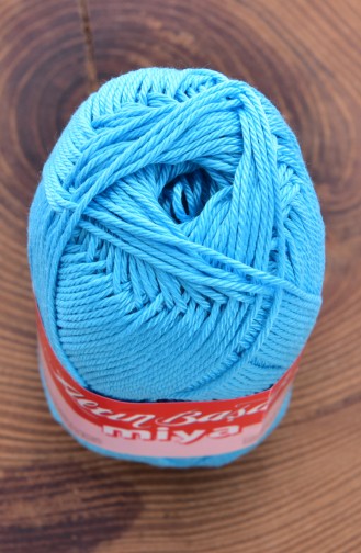 Blue Knitting Yarn 0336-0008