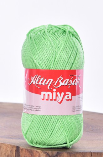 Green Knitting Yarn 0336-0030