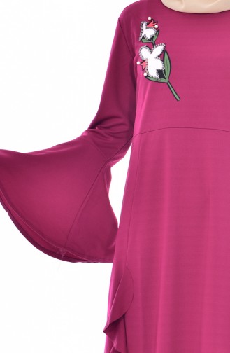 فستان بتفاصيل من الكشكش مُزين بالؤلؤ 1364-02لون ارجواني داكن 1364-02