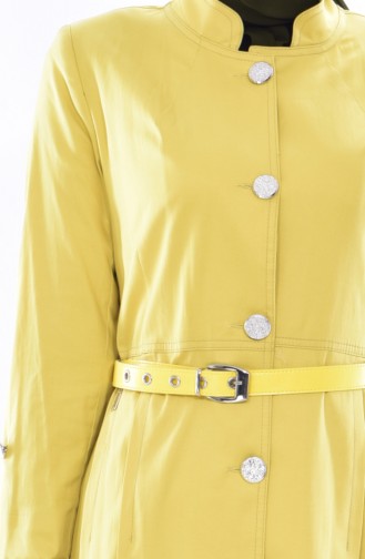معطف طويل بتصميم حزام للخصر وياقة مثنية 1037-01 لون أصفر 1037-01
