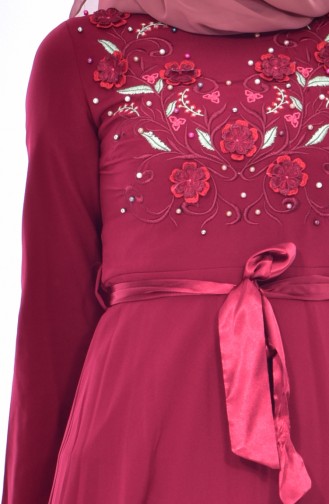 فستان بحزام مطرز أحمر كلاريت 3319-05