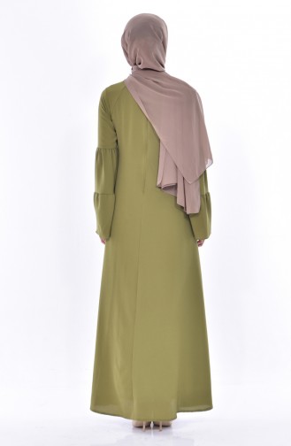 فستان مُزين بتفاصيل مُطرزة 1902-05 لون أخضر كاكي 1902-05