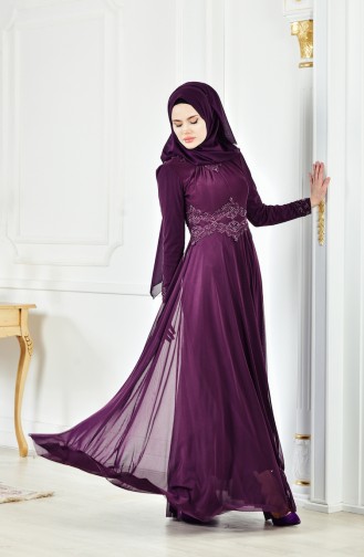 فستان سهرة يتميز بتفاصيل من الدانتيل 1108-03 لون بنفسجي 1108-03