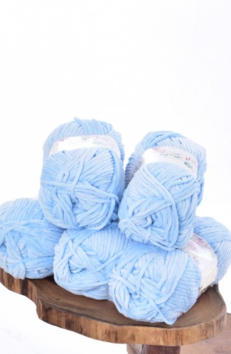 Blue Knitting Yarn 3015-508
