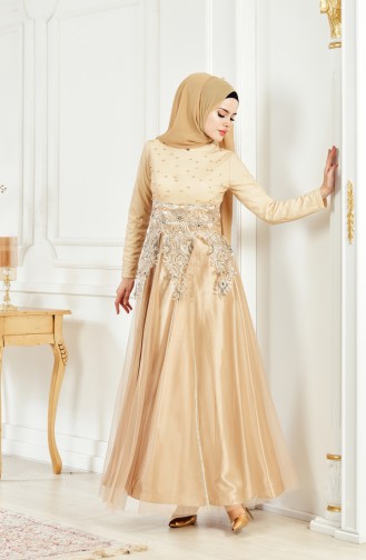 فستان سهرة يتميز بتفاصيل من الدانتيل 3115-03 لون ذهبي 3115-03