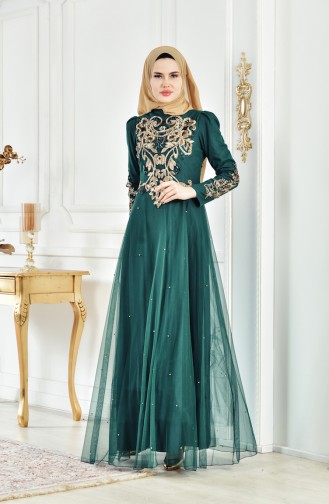 فستان يتميز بتفاصيل من الترتر 1510-02 لون اخضر زُمردي 1510-02