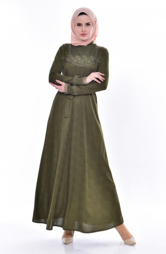 فستان بحزام خصر وتفاصيل من الدانتيل 1186-06 لون أخضر كاكي 1186-06