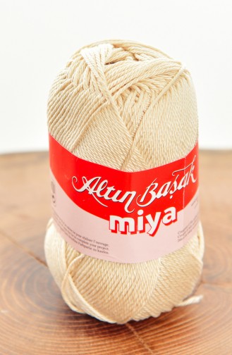 Beige Knitting Yarn 0336-0009