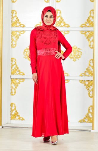 فستان سهرة يتميز تفاصيل من الؤلؤ 1002-04 لون احمر 1002-04