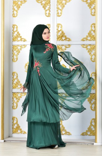 فستان سهرة بتفاصيل مُطرزة 3061-03 لون اخضر زُمردي 3061-03