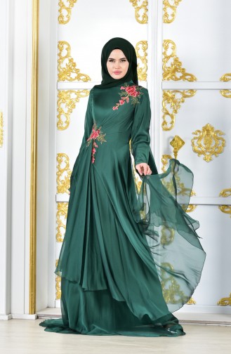 فستان سهرة بتفاصيل مُطرزة 3061-03 لون اخضر زُمردي 3061-03