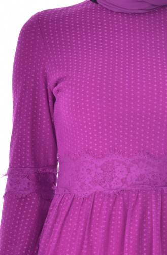 فستان بتفاصيل من الدانتيل 1057A-06 لون بنفسجي 1057A-06