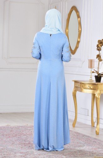 فستان سهرة يتميز تفاصيل من الؤلؤ 6100-02 لون ازرق فاتح 6100-02