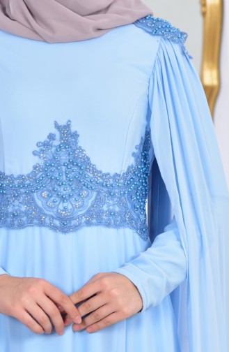 فستان سهرة يتميز تفاصيل من الؤلؤ 0152-01 لون ازرق فاتح 0152-01