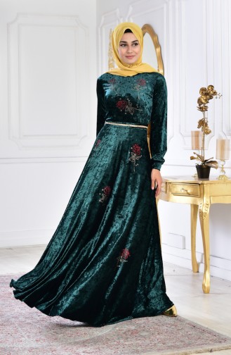 فستان مخمل بتصميم مُطبع بأحجار لامعة28216-03 لون اخضر زُمردي 28216-03