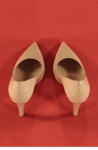 مارجن ميتا حذاء بكعب عالي بتصميم جلد لامع لون بني مائل للرمادي 18K1600S2800_469