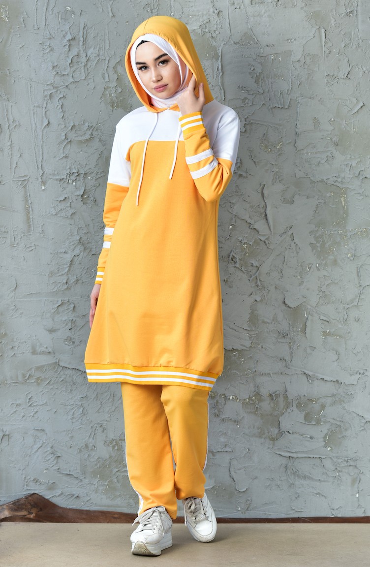 mustard yellow sweatsuit