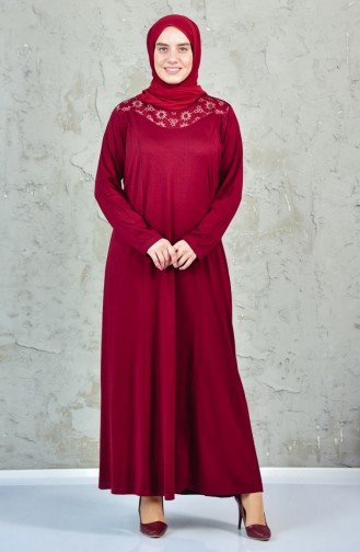 فستان يتميز بتفاصيل من الدانتيل بمقاسات كبيرة4860-08 لون خمري 4860-08