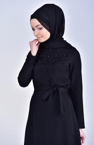 Kleid mit Blumenmuster und Gürtel 5005-02 Schwarz 5005-02