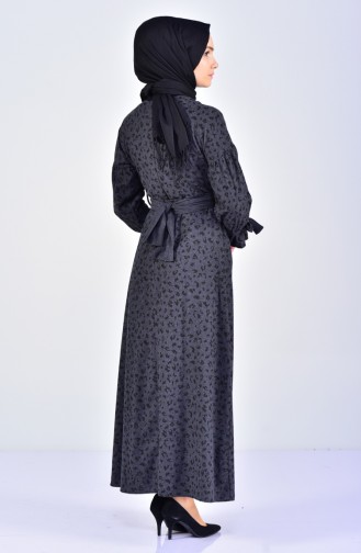 فستان بتصميم مُطبع وحزام للخصر 2007-02 لون اسود مائل لالر مادي 2007-02