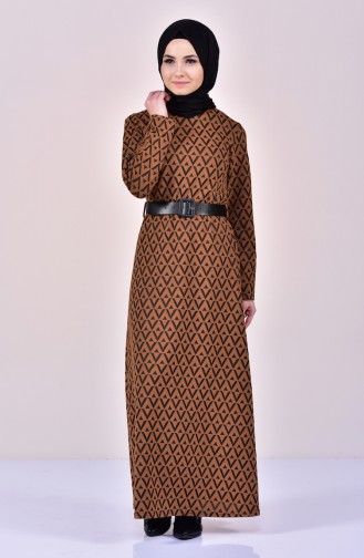 دلبر فستان مُطبع بتصميم حزام للخصر 7120-01 لون عسلي 7120-01