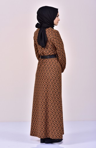 دلبر فستان مُطبع بتصميم حزام للخصر 7120-01 لون عسلي 7120-01