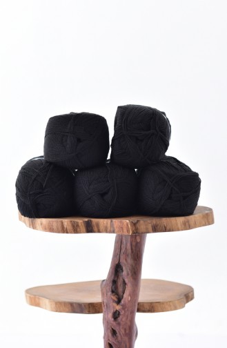 Black Knitting Yarn 269-999