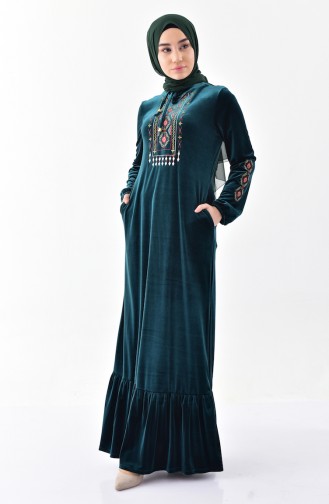 فستان مخمل بتفاصيل مُطرزة 2073-05 لون اخضر زُمردي 2073-05