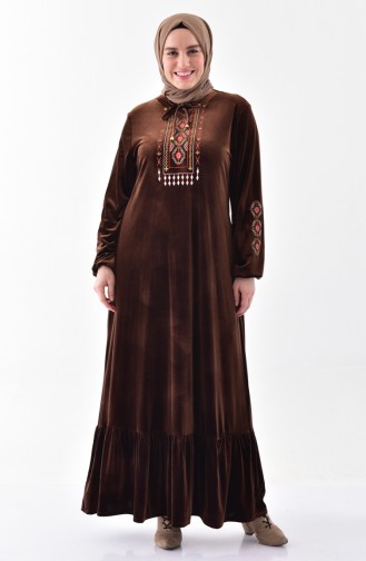 فستان مخمل بتفاصيل مُطرزة 2073-04 لون بُني 2073-04