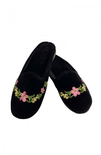 Black Woman home slippers 06