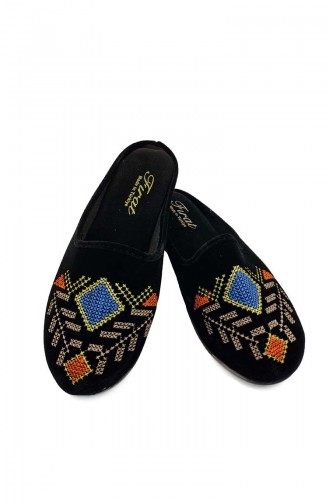 Black Woman home slippers 07